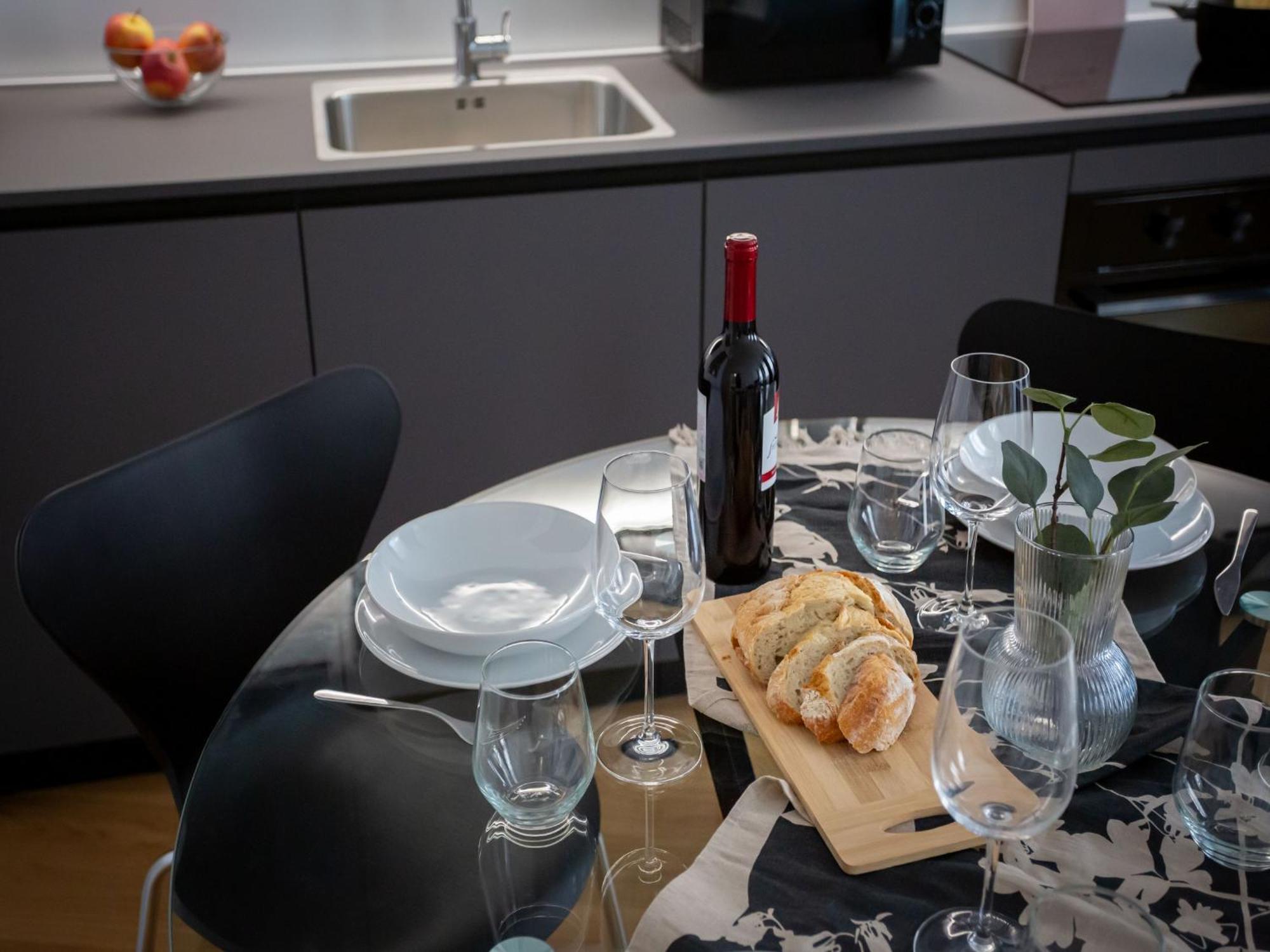 The Best Rent - Modern One Bedroom Apartment In San Babila Milan Bagian luar foto