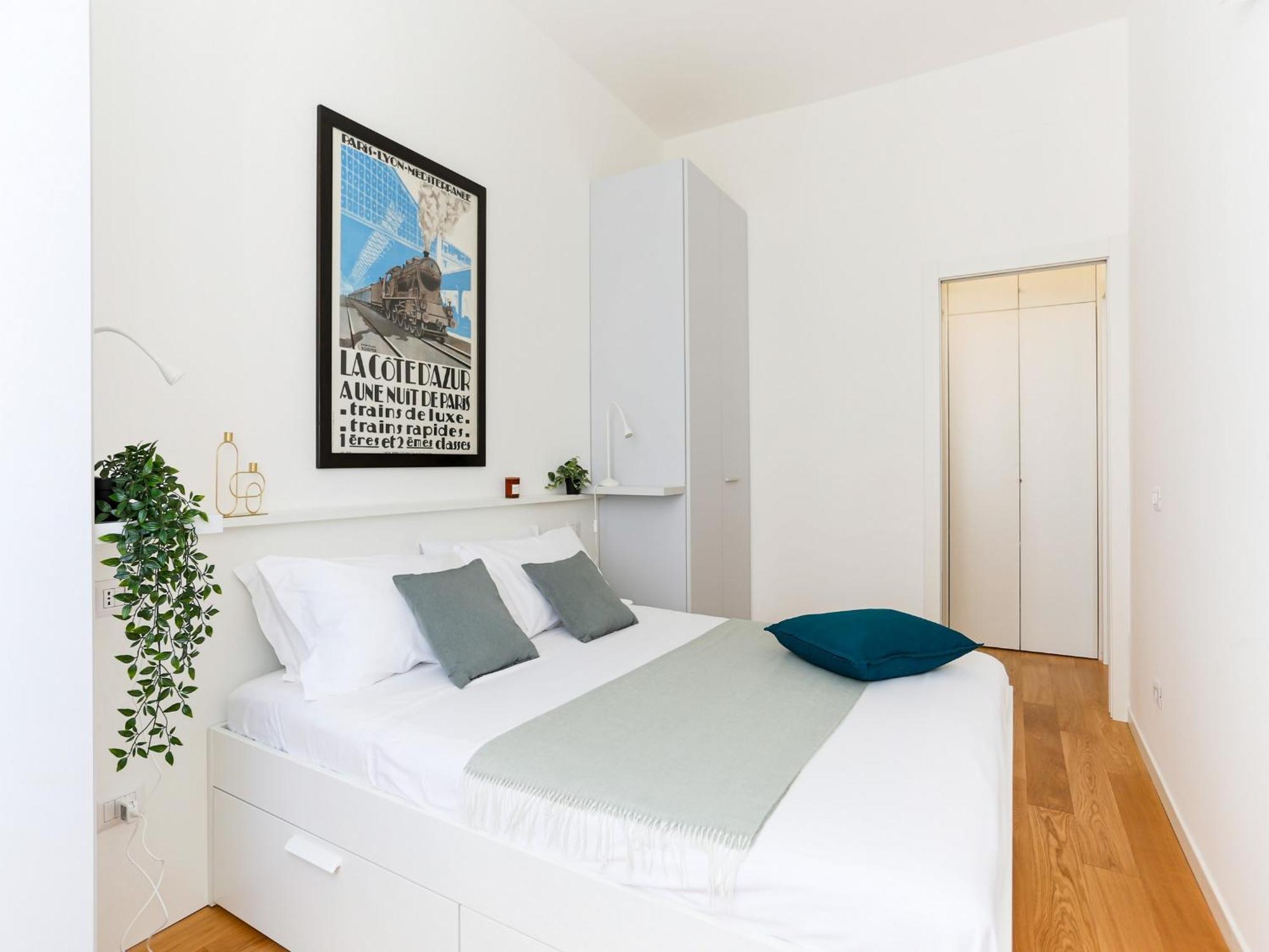 The Best Rent - Modern One Bedroom Apartment In San Babila Milan Bagian luar foto